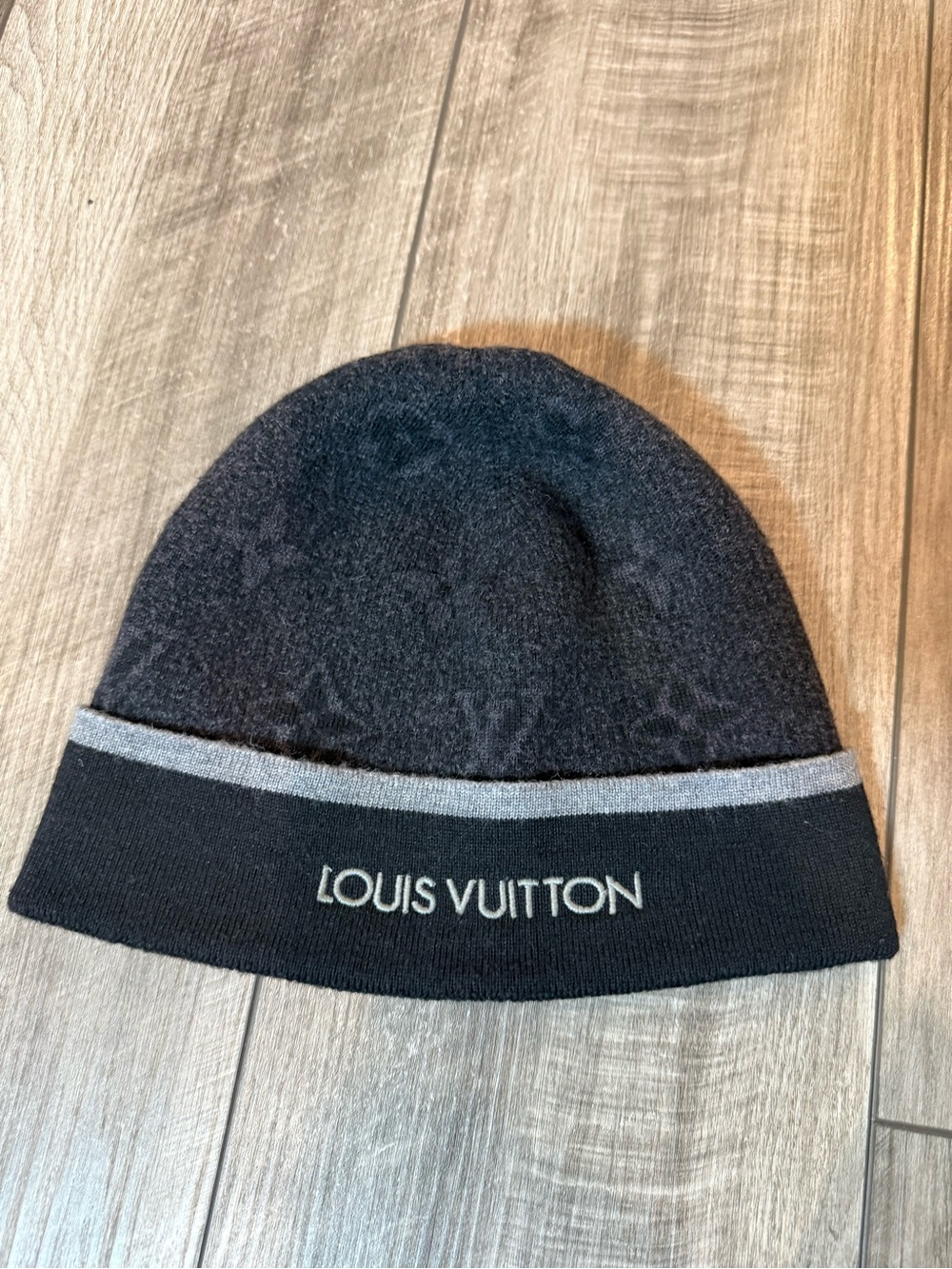 Louis Vuitton Black & Gray Monogram Knit Beanie